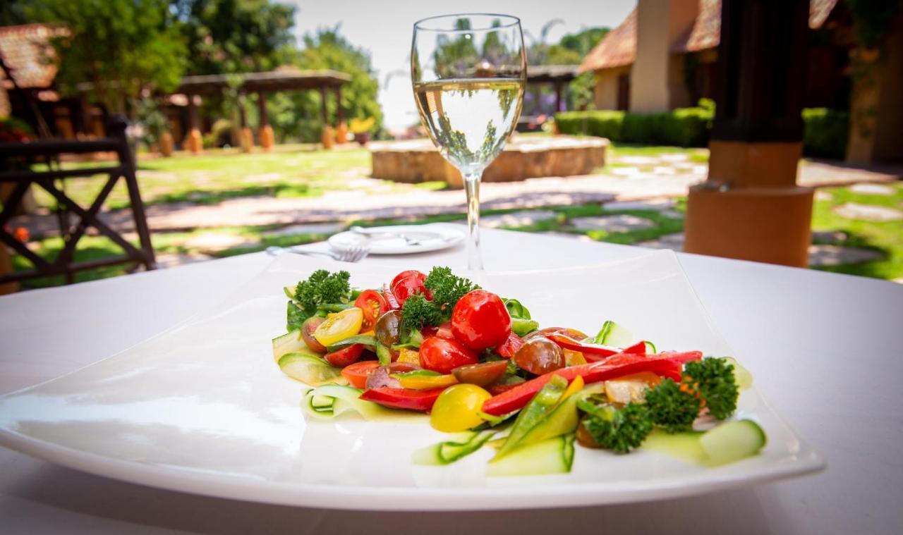 Lombardy Boutique Hotel & Conference Venue Pretoria-Noord Exterior foto
